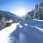 Alpine Retreat 2 Daire Fliess
