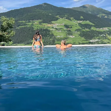 Alpine Retreat 2 *