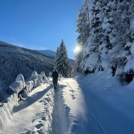 Alpine Retreat 2 Апартаменты *