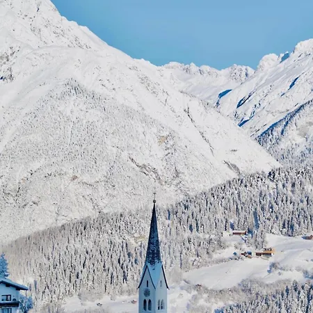 Апартаменты Alpine Retreat 2 Флис
